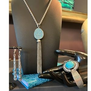 VINTAGE SET: Silvertone Turquoise Necklace/Brushed Silver Earrings/Bracelet